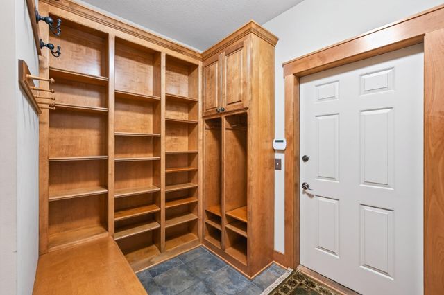 1423 June Avenue S, Golden Valley, MN 55416