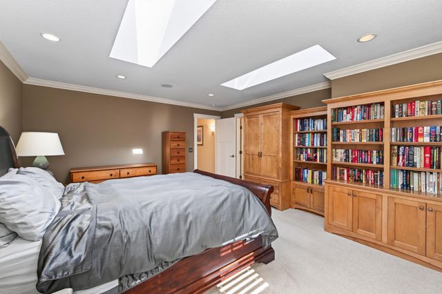 1423 June Avenue S, Golden Valley, MN 55416