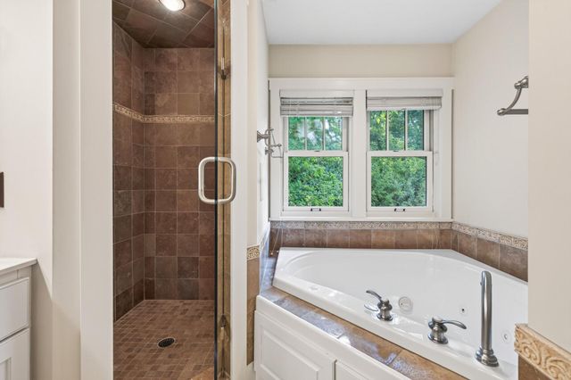 1423 June Avenue S, Golden Valley, MN 55416