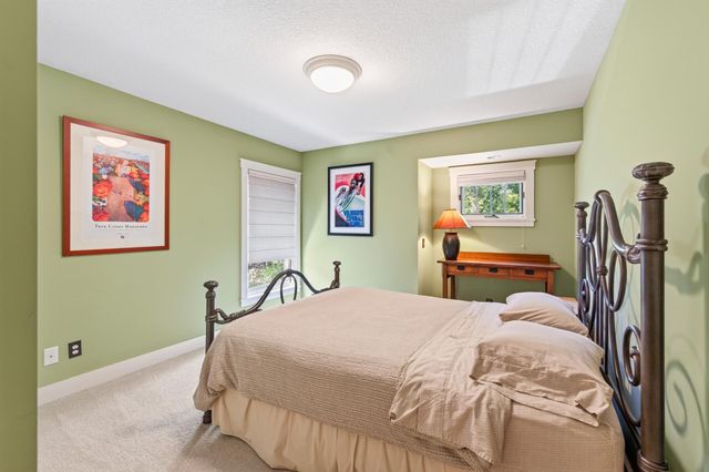 1423 June Avenue S, Golden Valley, MN 55416