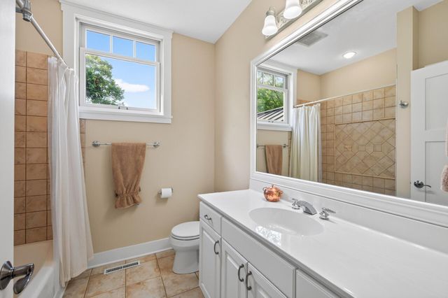 1423 June Avenue S, Golden Valley, MN 55416