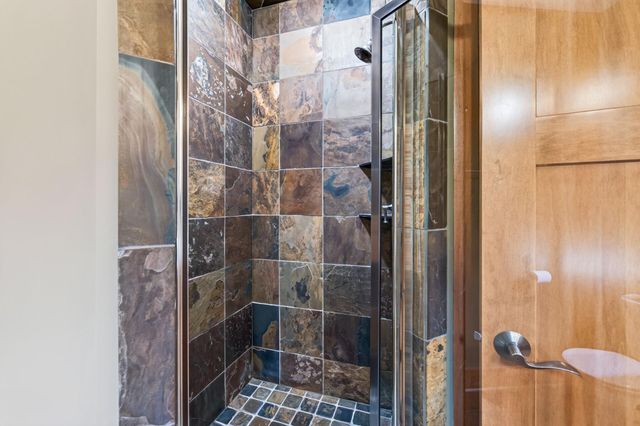 1423 June Avenue S, Golden Valley, MN 55416