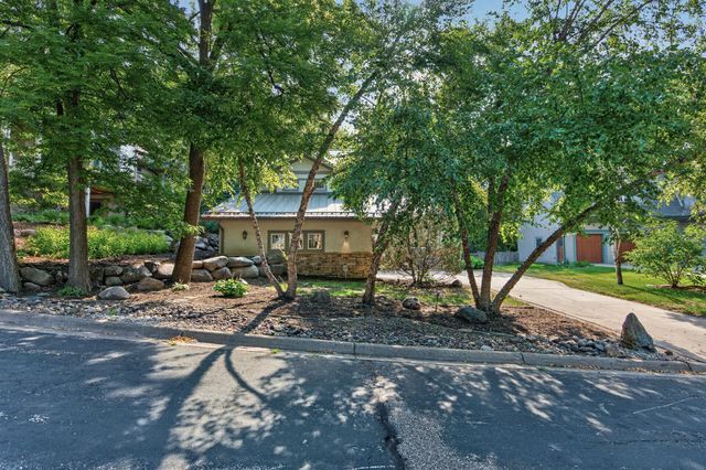 1423 June Avenue S, Golden Valley, MN 55416