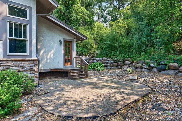 1423 June Avenue S, Golden Valley, MN 55416