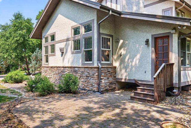 1423 June Avenue S, Golden Valley, MN 55416