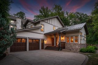 1423 June Avenue S, Golden Valley, MN 55416