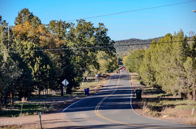 685 KUHN Road, Pinedale, AZ 85934