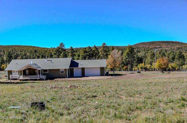 685 KUHN Road, Pinedale, AZ 85934