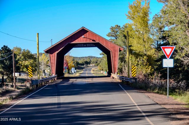 685 KUHN Road, Pinedale, AZ 85934