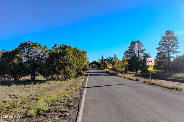 685 KUHN Road, Pinedale, AZ 85934