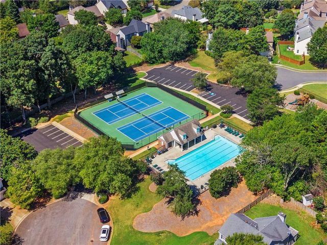 1010 Bradford Drive, Roswell, GA 30076