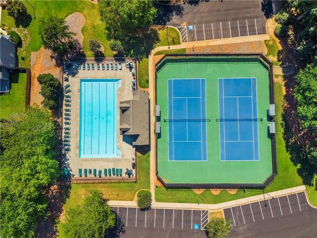 1010 Bradford Drive, Roswell, GA 30076
