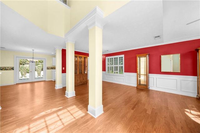 1010 Bradford Drive, Roswell, GA 30076