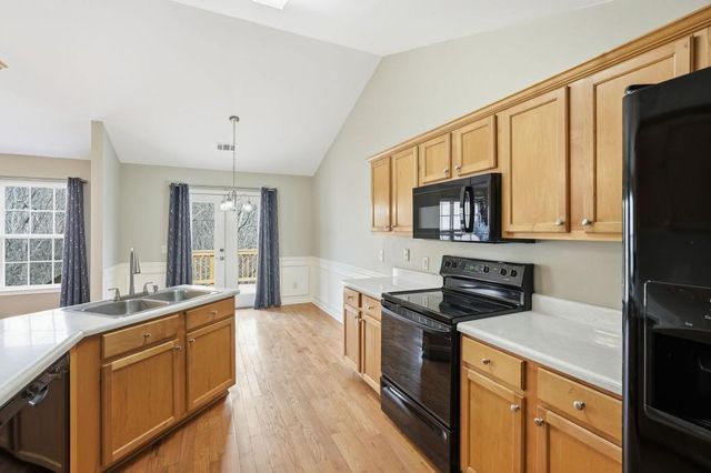 5055 Blue Goose Court, Flowery Branch, GA 30542