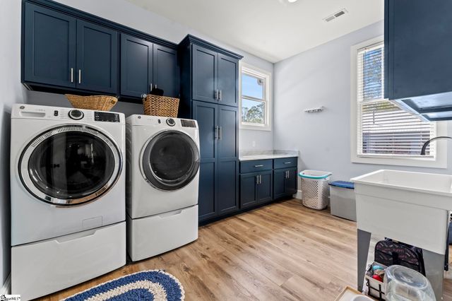 1359 Martin Creek Road, Seneca, SC 29678