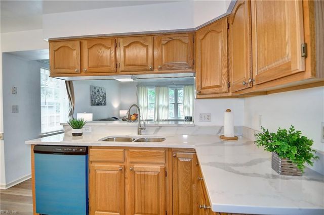 2120 Southcross DR, Virginia Beach, VA 23456