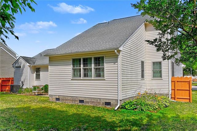 2120 Southcross DR, Virginia Beach, VA 23456