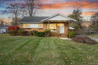 3855 Anoka Drive, Waterford, MI 48329