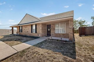 209 W Owens Street, Weatherford, TX 76086