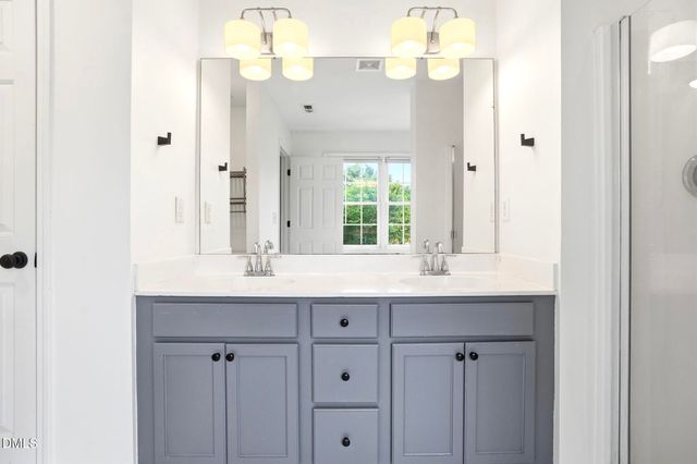 800 Meadow Flowers Avenue, Wake Forest, NC 27587