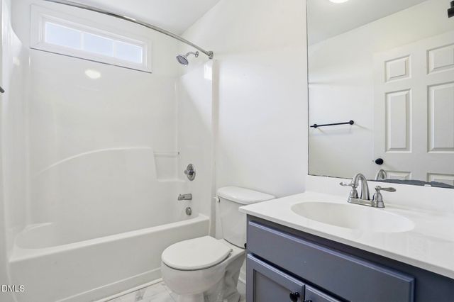 800 Meadow Flowers Avenue, Wake Forest, NC 27587