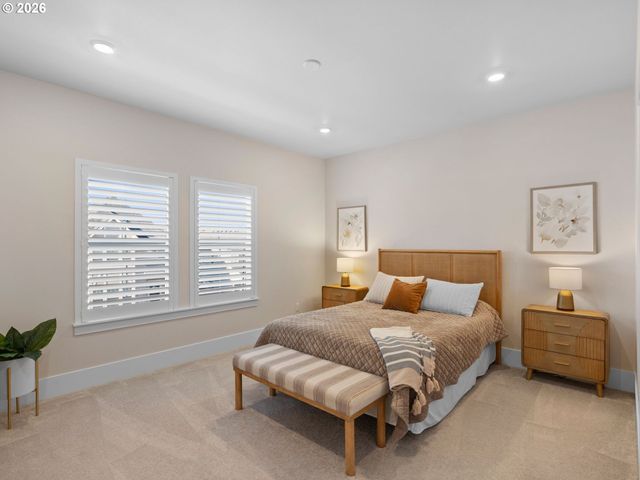 13728 Sw 166TH Ave, Portland, OR 97223