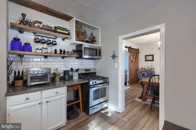 1870 N SUSQUEHANNA TRL, York, PA 17404