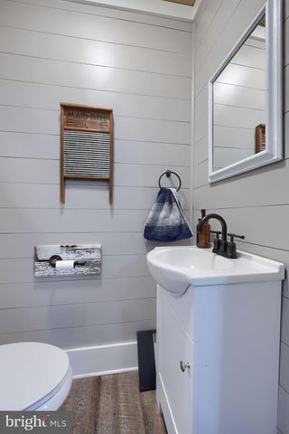 1870 N SUSQUEHANNA TRL, York, PA 17404