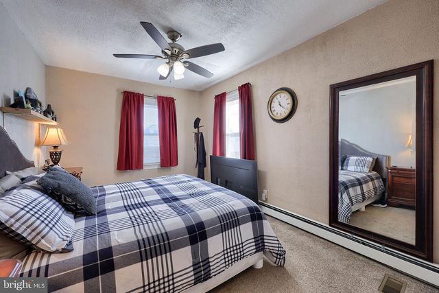 1870 N SUSQUEHANNA TRL, York, PA 17404