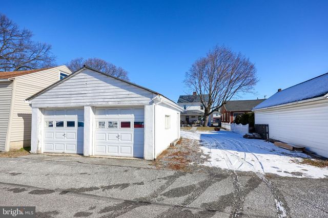 1870 N SUSQUEHANNA TRL, York, PA 17404