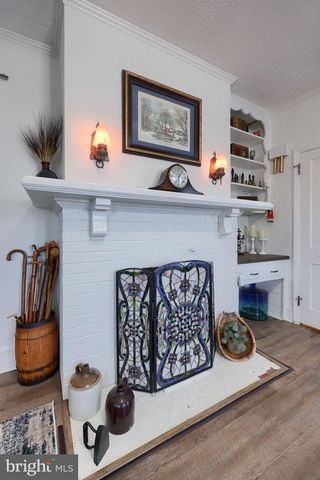 1870 N SUSQUEHANNA TRL, York, PA 17404