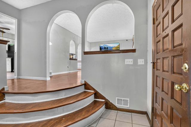 5071 Treeridge Street, Columbus, OH 43229