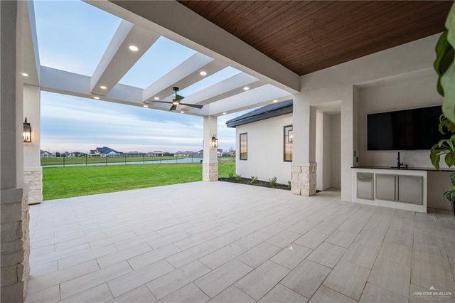 4820 Town Lake Drive, Mcallen, TX 78504