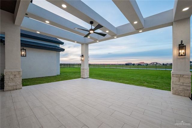 4820 Town Lake Drive, Mcallen, TX 78504
