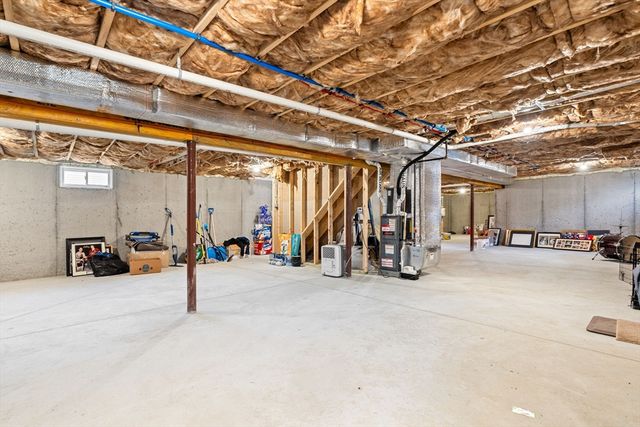 2 Magnolia Cir 2, East Bridgewater, MA 02333