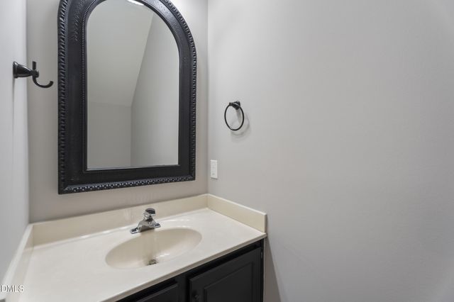 8700 Leeds Forest Lane, Raleigh, NC 27615