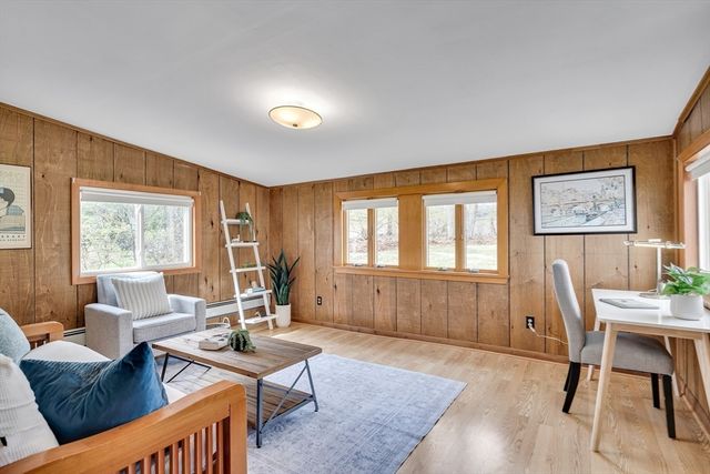 19 Tremlett Rd, Billerica, MA 01821