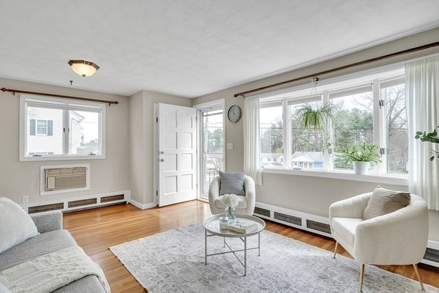 19 Tremlett Rd, Billerica, MA 01821