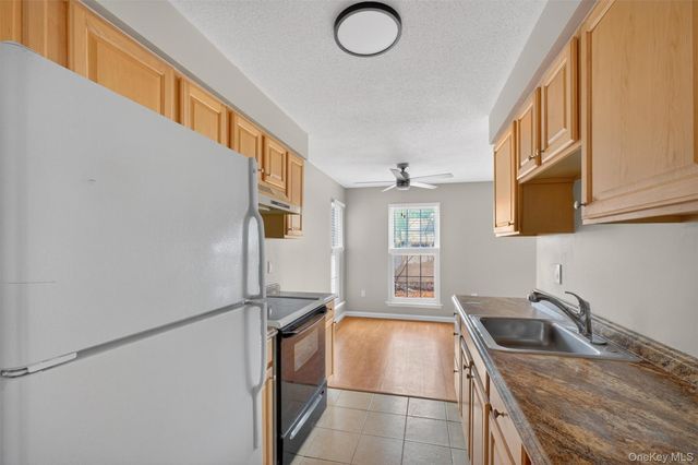 111 Cartwheel Court 18, Washingtonville, NY 10992