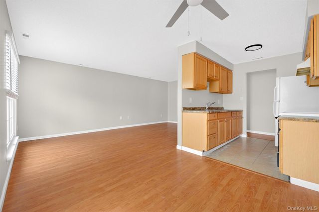 111 Cartwheel Court 18, Washingtonville, NY 10992