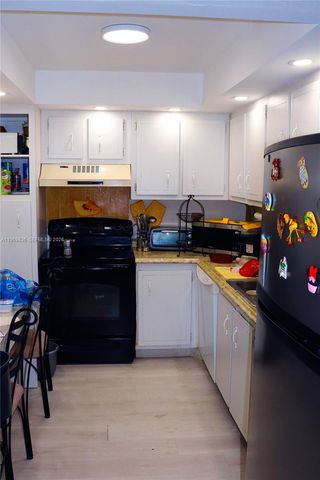 900 Saint Charles Place 316, Pembroke Pines, FL 33026