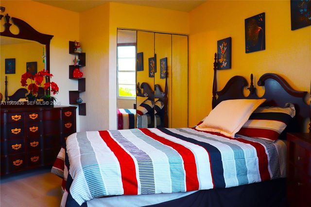 900 Saint Charles Place 316, Pembroke Pines, FL 33026