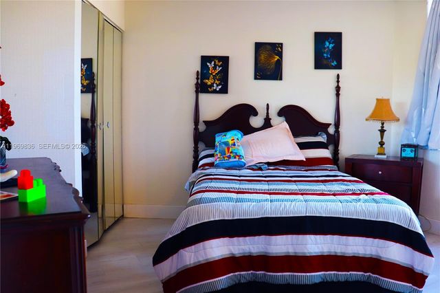 900 Saint Charles Place 316, Pembroke Pines, FL 33026