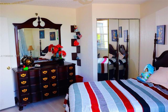 900 Saint Charles Place 316, Pembroke Pines, FL 33026