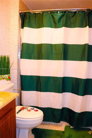 900 Saint Charles Place 316, Pembroke Pines, FL 33026