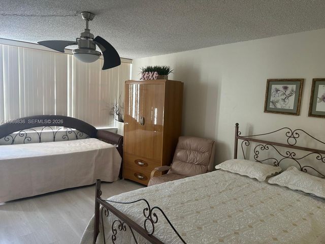 900 Saint Charles Place 316, Pembroke Pines, FL 33026