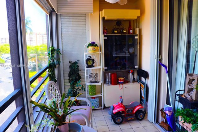 900 Saint Charles Place 316, Pembroke Pines, FL 33026