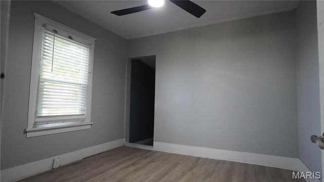 5464 Helen Avenue, St Louis, MO 63136
