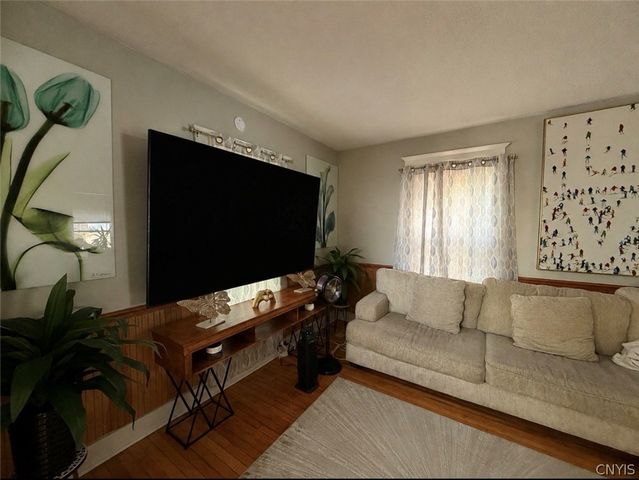 5 Arnold Avenue, Utica, NY 13502