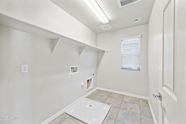 8311 E IRWIN Avenue, Mesa, AZ 85209